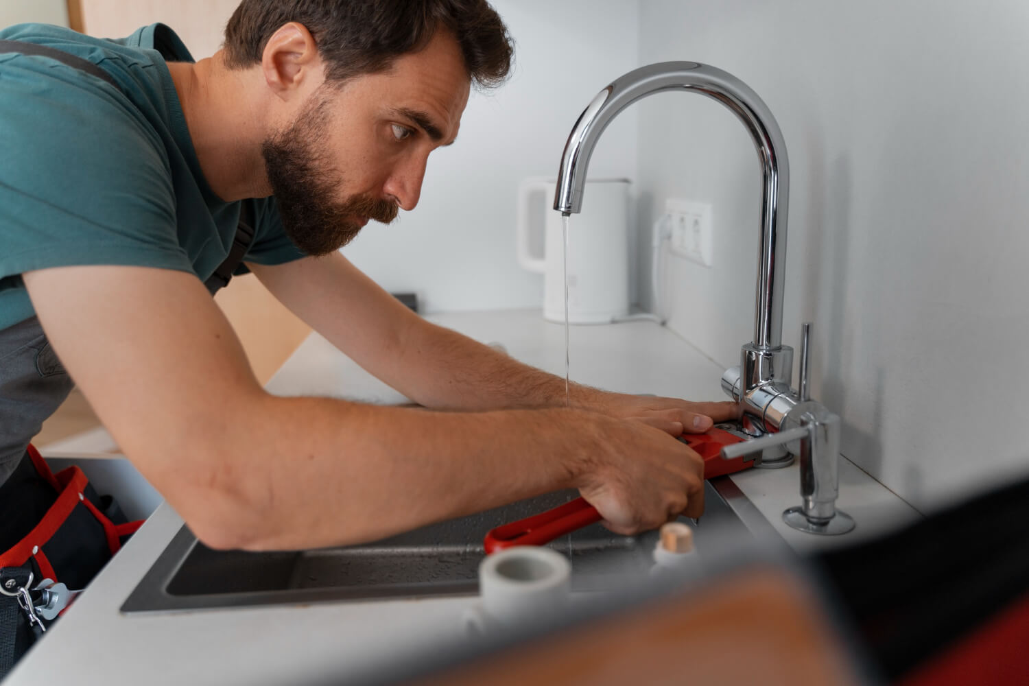Calgary electrician and plumber
