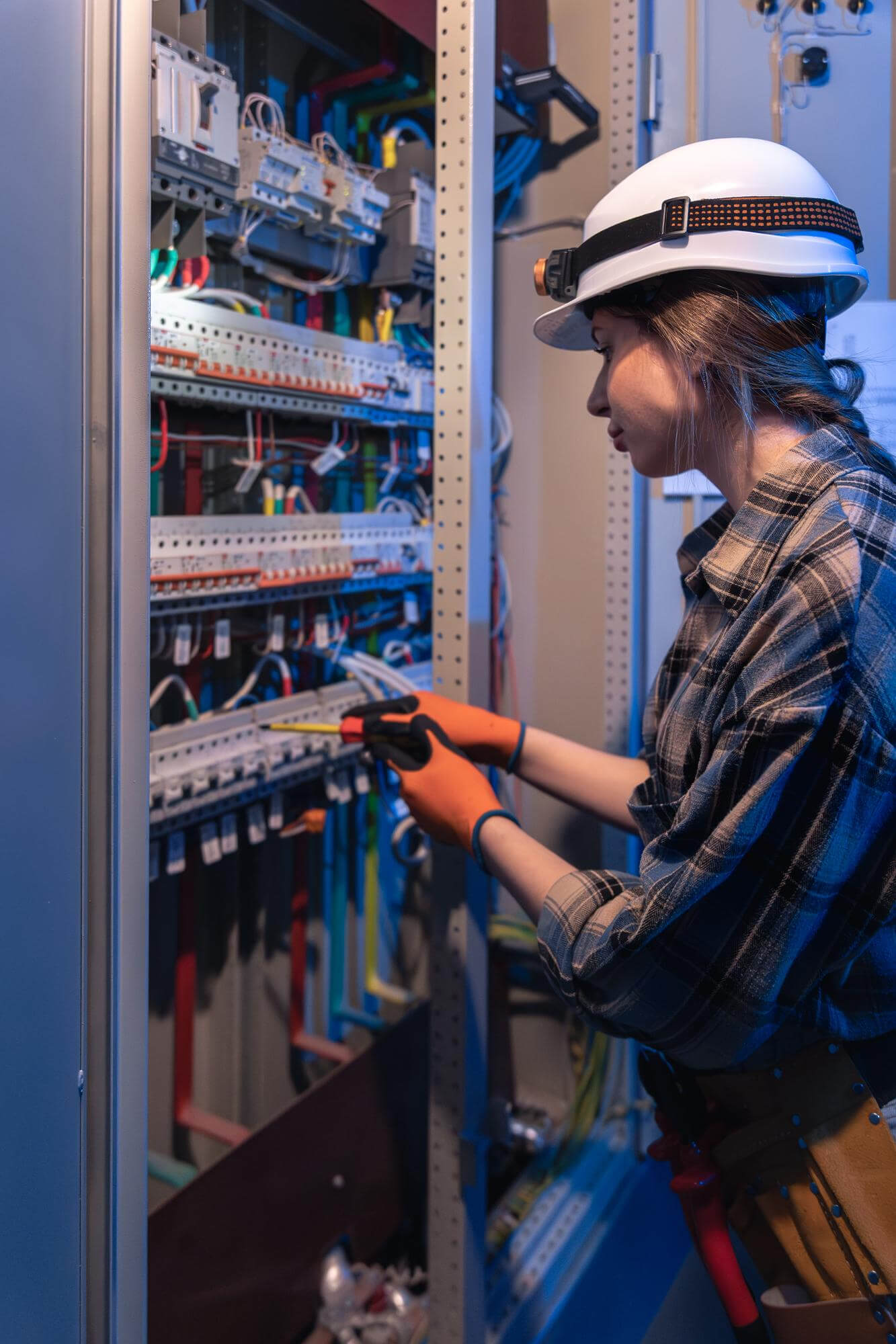 Calgary electrical and plumbing contractors