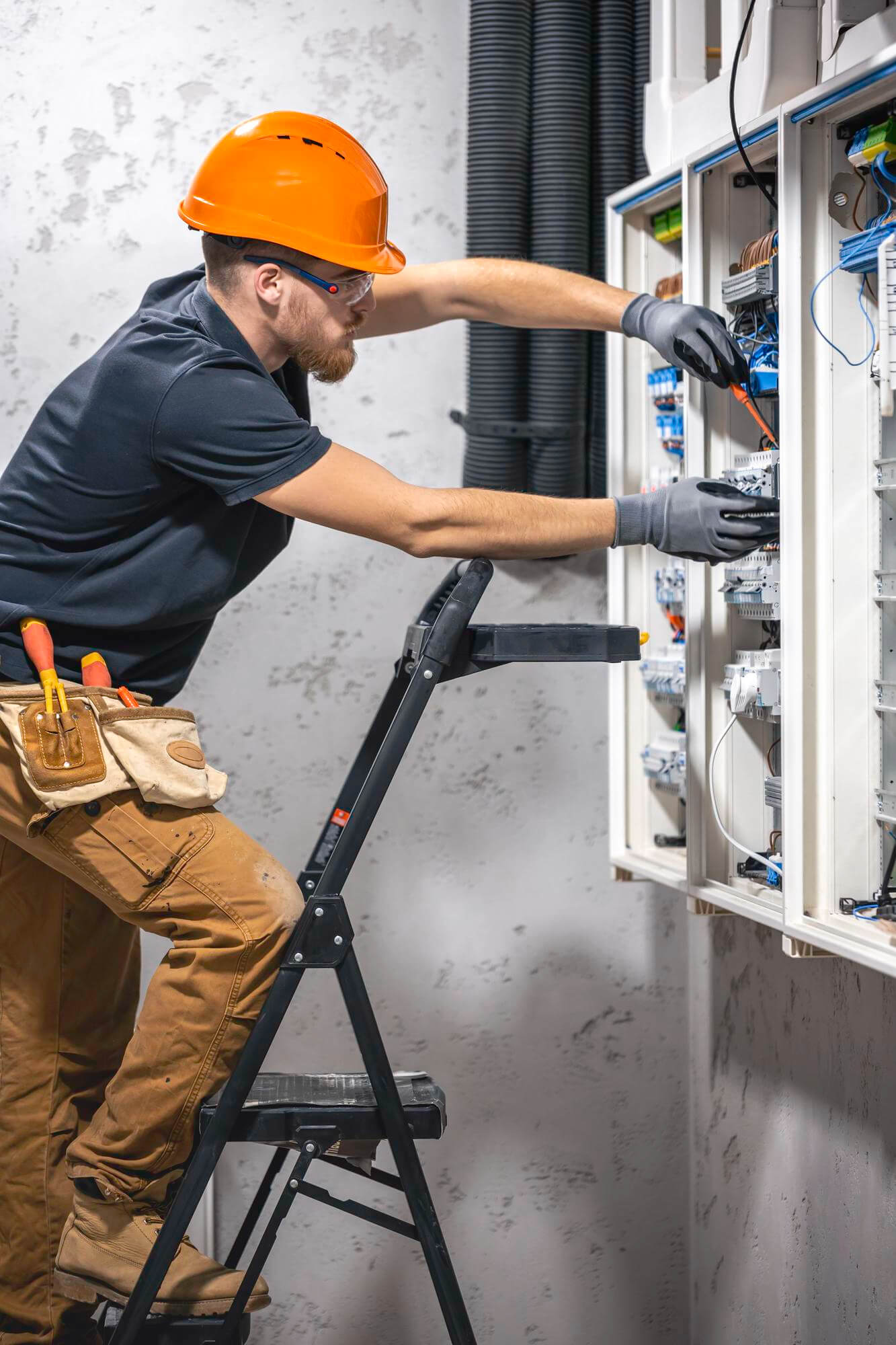 Calgary electrician and plumber
